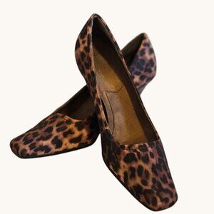 Aerosole A2 Animal print pumps with 2.5 inch heel Size 7.5
